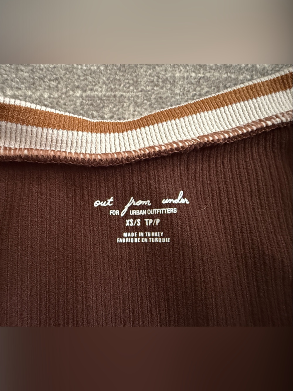 Urban Outfitters Brown Ribbed Scoop-Neck Crop Top - Picture 3 of 4